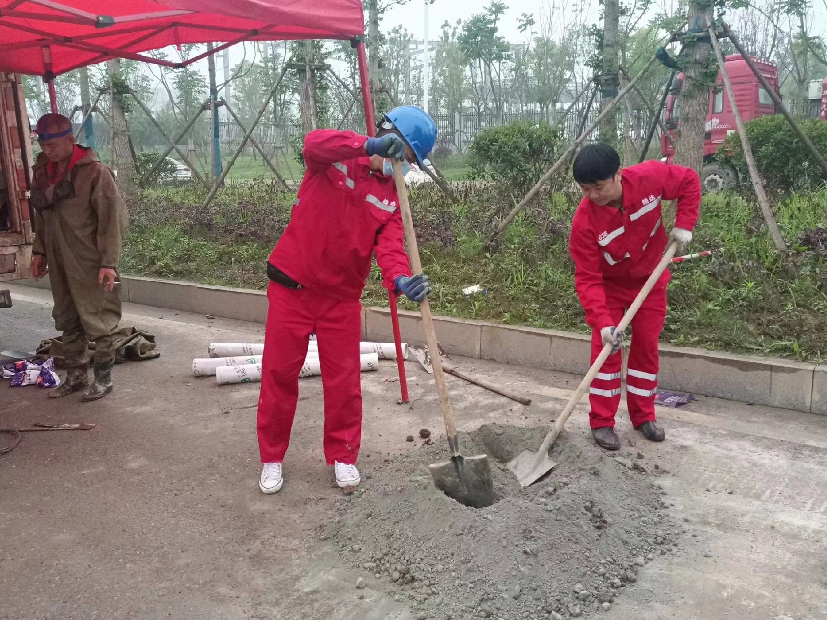 水富管道疏通哪家好】及时进行市政管道清淤